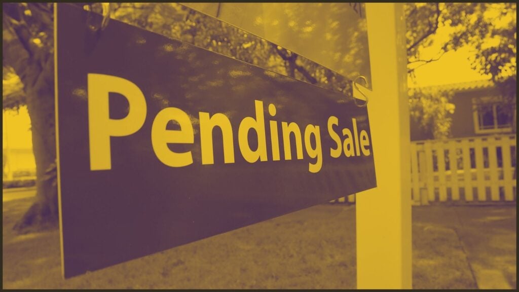 Pending Sale NXT