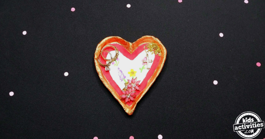 Heart Craft social kids activities blog